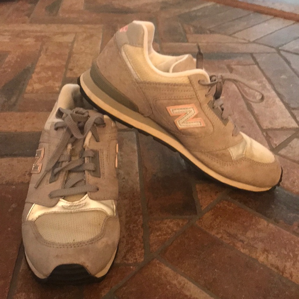 Grey/pink new balance 680 size US 7. Gently worn.